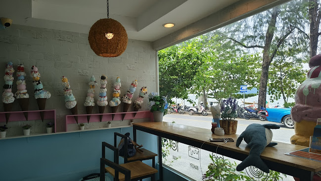 Little Home Ice cream & Bakery - การบริการอาหารและที่พัก