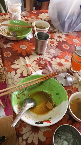 Opinii despre โกยูร หมี่ฮกเกี้ยน în อำเภอเมืองภูเก็ต - การบริการอาหารและที่พัก