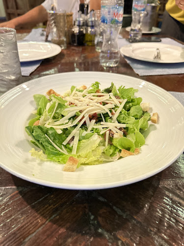 M&M's Pizzeria & Spaghetteria