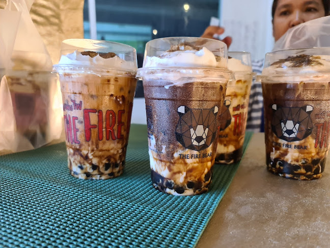 หมีพ่นไฟ เวทีมวยอ้อมน้อย - อำเภอกระทุ่มแบน