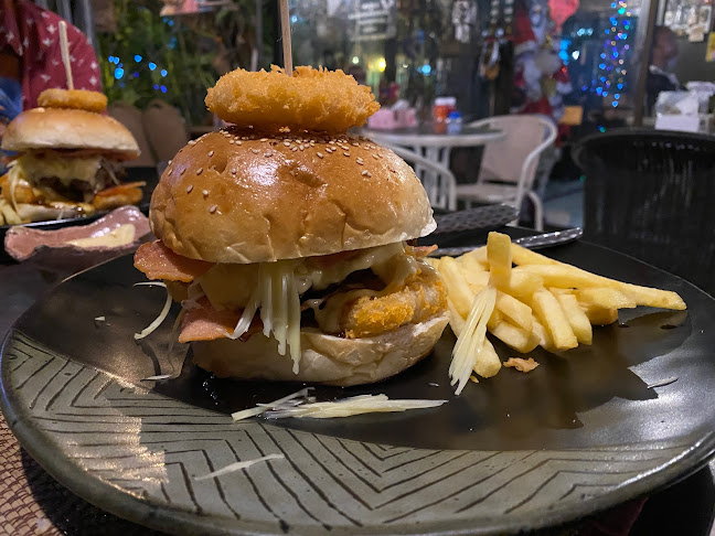 Opinii despre Art space cafe în เมือง - การบริการอาหารและที่พัก