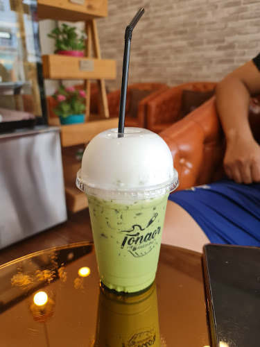 Tonaor Homemade & Cafe - การบริการอาหารและที่พัก