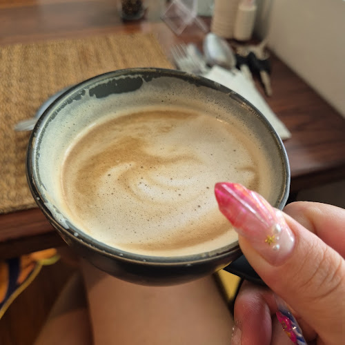 So French Restaurant and Bar - การบริการอาหารและที่พัก