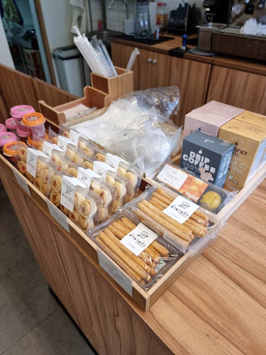 Comentarii opinii despre Mikka Cafe - Yamo Korat (มิกก้า คาเฟ่ ย่าโม โคราช)