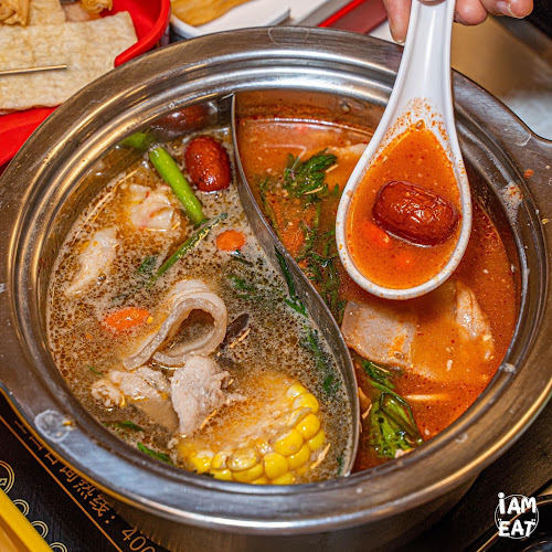 760, 760/1 ถ. ชยางกูร ต.ในเมือง อ.เมือง, เมือง, อุบลราชธานี 34000