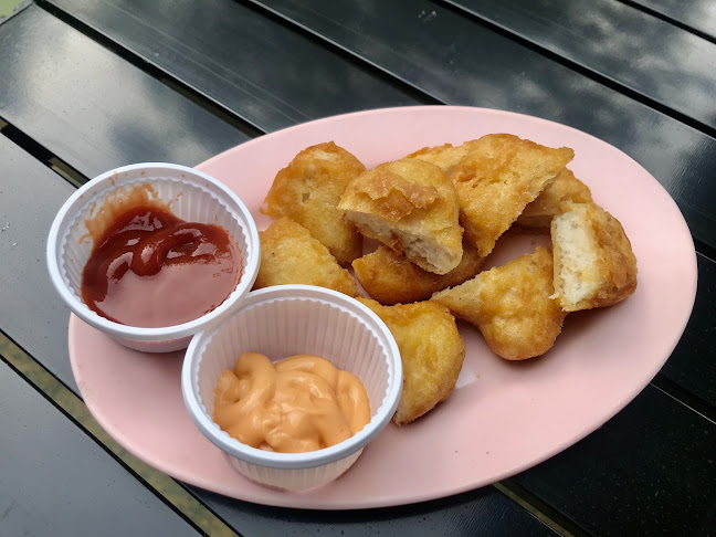 Comentarii opinii despre Forever Cafe (ไอติมกะทิ กาแฟสด ลูกชิ้นทอด)