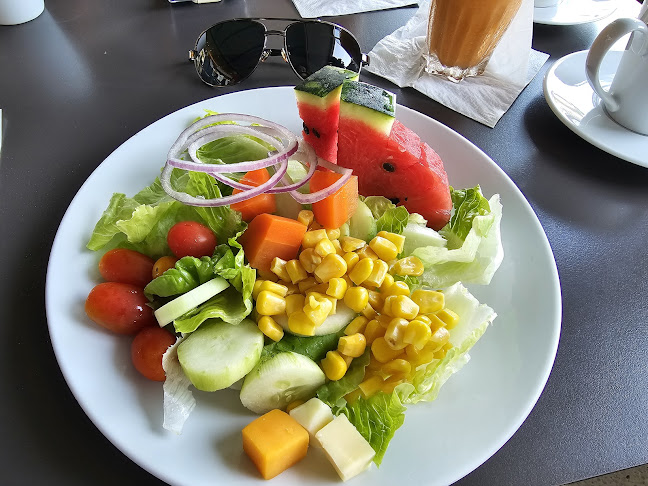 Waves & Wind - อำเภอบางละมุง