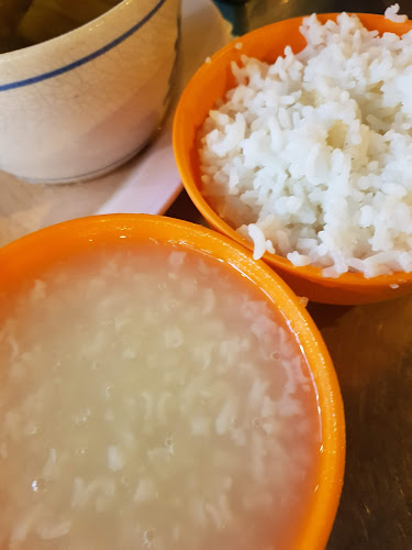 Opinii despre เฉินหลง ข้าวต้มเงินล้าน สาขา พุทธมณฑลสาย 4 în อำเภอสามพราน - การบริการอาหารและที่พัก