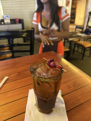 Opinii despre Hooters Phuket | American Restaurant & Sports Bar în อำเภอกะทู้ - การบริการอาหารและที่พัก
