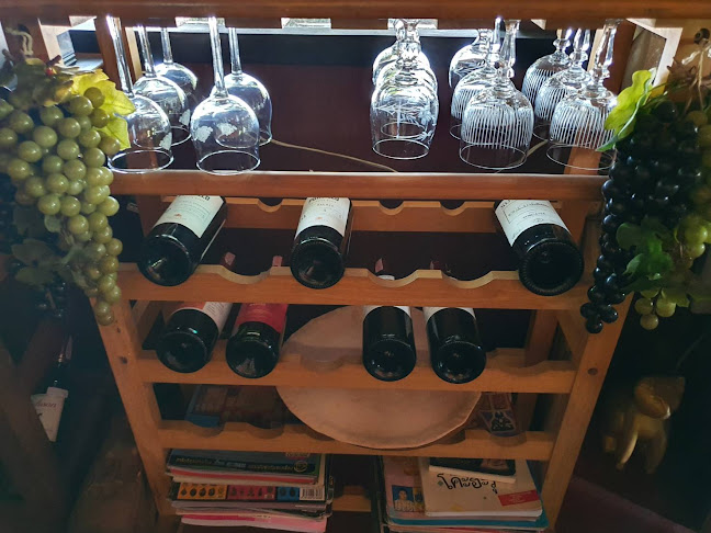 ซินเซีย - การบริการอาหารและที่พัก