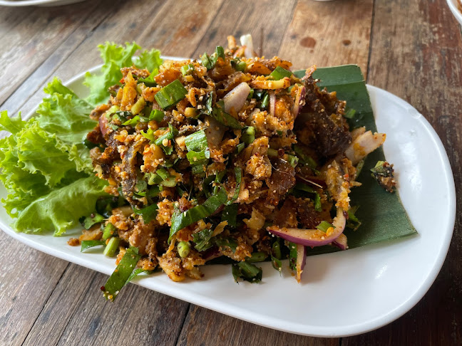 Opinii despre ส้มตำกำแพงแตก în อำเภอเมืองระยอง - การบริการอาหารและที่พัก