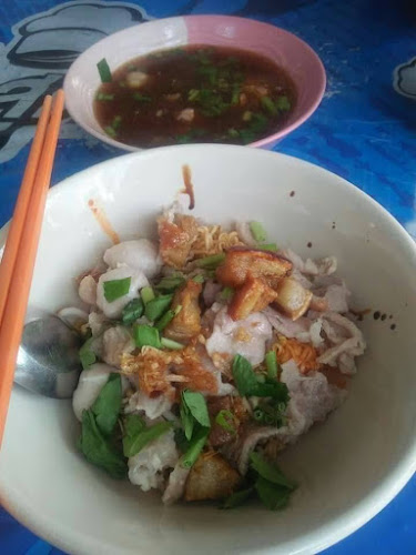 Opinii despre เฮียตี๋ ก๋วยเตี๋ยว & ก๋วยจั๊บ รสเด็ด วัดสระบัวเกลื่อน în อำเภอเมืองนครราชสีมา - การบริการอาหารและที่พัก
