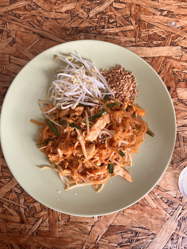 Opinii despre Aor Thai food în อำเภอเมืองภูเก็ต - การบริการอาหารและที่พัก