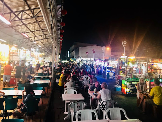 Opinii despre Walking Street Night Market în อำเภอเกาะสมุย - การบริการอาหารและที่พัก