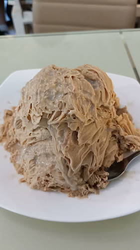 บ้านไอติมหาดใหญ่ - การบริการอาหารและที่พัก