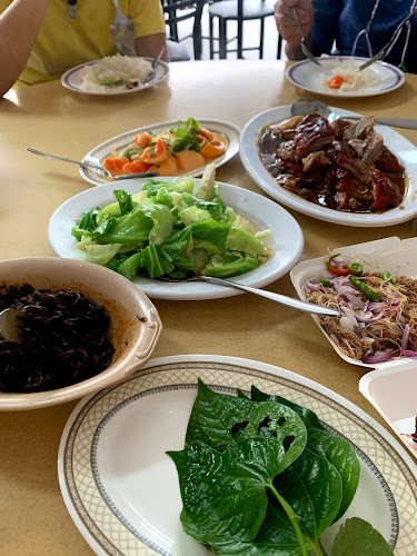 ร้านอาหารรังนกใต้ หาดใหญ่ Southern Thai Bird's Nest at Hatyai