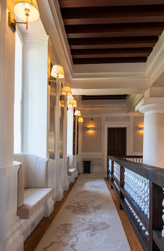 Louis Roederer Cristal Room - เมือง