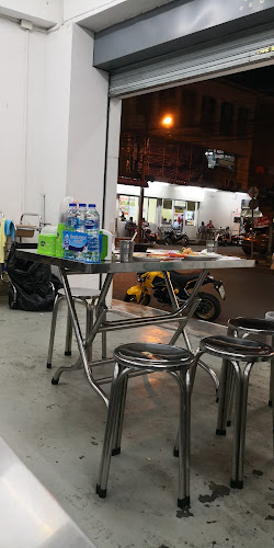 25/1 ฉัยยากุลอุทิศ ซอย 4 ตำบล หาดใหญ่ อำเภอหาดใหญ่ สงขลา 90110