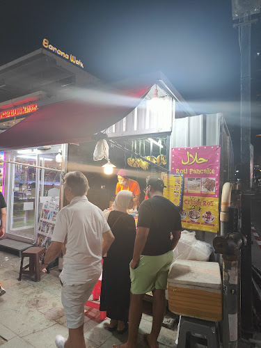 Nadir & Momo ICE CREAM AND ROTI - อำเภอกะทู้