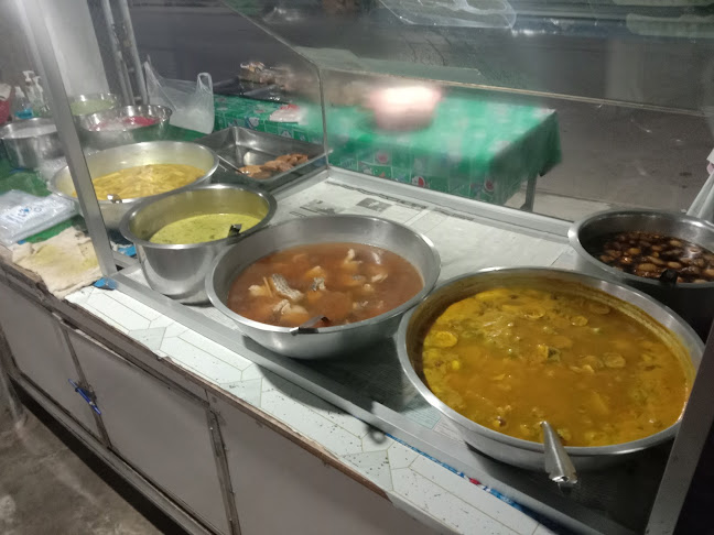 ร้านข้าวแกงป้าลอย - อำเภอเมืองพัทลุง