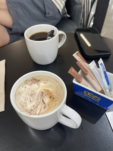Opinii despre Coffee World în อำเภอหาดใหญ่ - การบริการอาหารและที่พัก