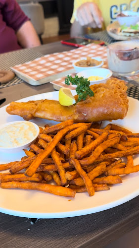 Robin Hood Tavern - อำเภอบางละมุง