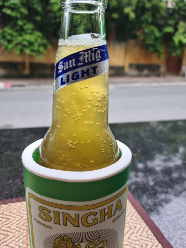 Som Guest House And Bar - การบริการอาหารและที่พัก