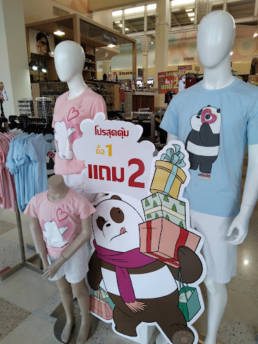 เอาท์เล็ทมอลล์ พัทยา - การบริการอาหารและที่พัก