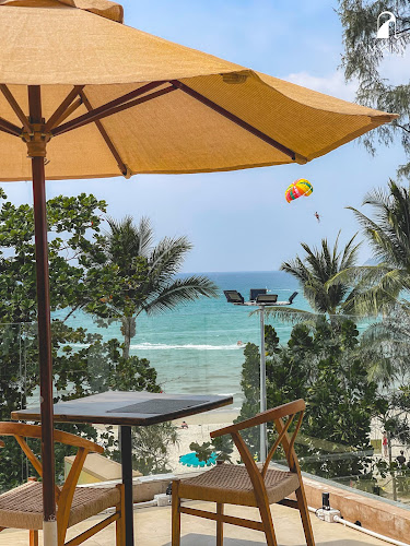 76 78 ถ. ทวีวงศ์ ป่าตอง อำเภอกะทู้ ภูเก็ต 83150