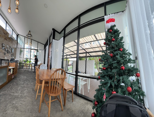 Opinii despre Make You Mine (เมค ยู ไมน์) în อำเภอหาดใหญ่ - การบริการอาหารและที่พัก