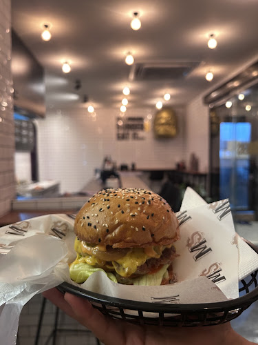 Comentarii opinii despre Millionaire Burgers (Laguna)