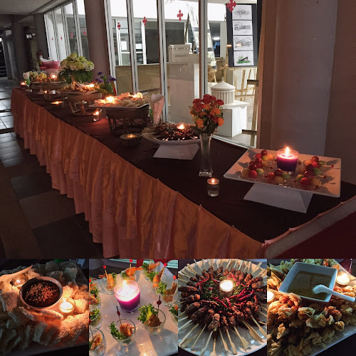 Opinii despre ร้านอาหารบ้านทิพย์ - Ban Tip Restaurant în อำเภอเมืองนครราชสีมา - การบริการอาหารและที่พัก