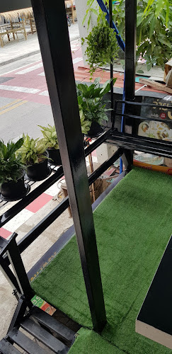 ชาตันหยง สาขาโพธิสาร - การบริการอาหารและที่พัก