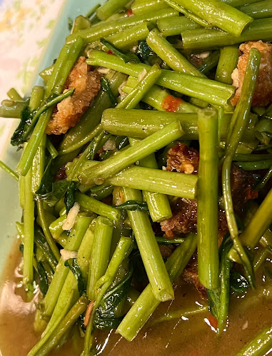 4 15 ถ. ศักดิเดชน์ ตำบลตลาดเหนือ อำเภอเมืองภูเก็ต ภูเก็ต 83000