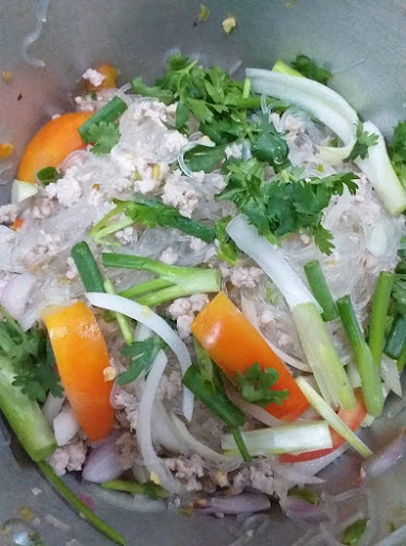 Comentarii opinii despre กะเพราข้าวมัน