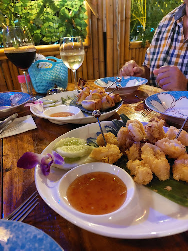 ร้านอาหารไทย สบาย - การบริการอาหารและที่พัก