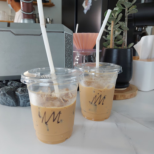 IU Slow Bar Coffee - การบริการอาหารและที่พัก