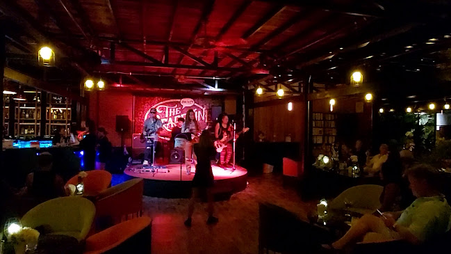 Opinii despre Kindee Pizzeria & Steak House în อำเภอถลาง - การบริการอาหารและที่พัก