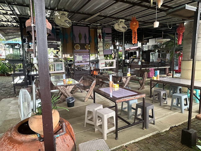 บ้านสวนริมชล