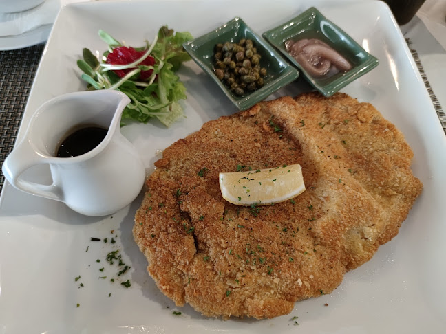 144, 4 Jomtien Beach Road, เมืองพัทยา อำเภอบางละมุง ชลบุรี 20150