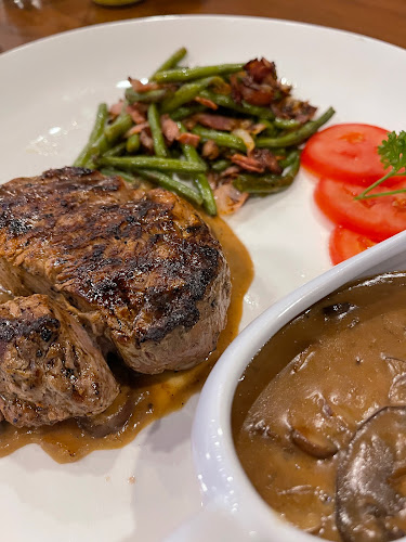 Opinii despre Torti's Biergarten în อำเภอบางละมุง - การบริการอาหารและที่พัก