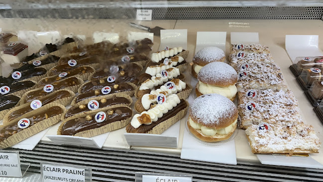 ลาฟาบริคเฟรนเบเกอรี่ - การบริการอาหารและที่พัก