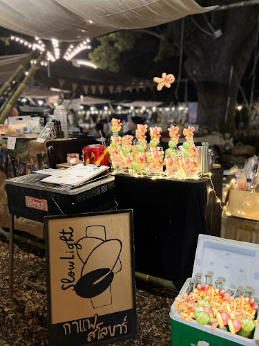 Comentarii opinii despre Slowlight slow-bar คาเฟ่แอนด์บาร์