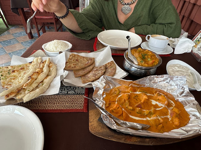 BLU PINE Villa & Pool Access, 137, Koktanode Road Opposite, Phuket, ภูเก็ต 83100