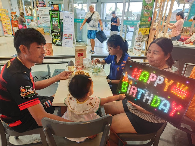 Swensen's Lotus South Pattaya - การบริการอาหารและที่พัก