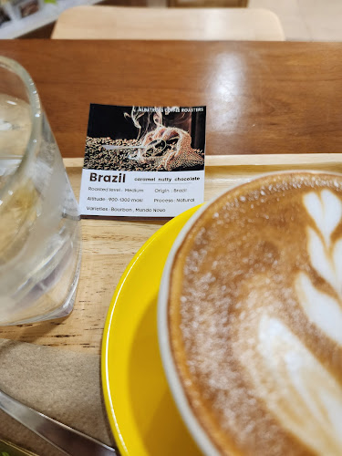 Albatross Coffee Roasters - การบริการอาหารและที่พัก