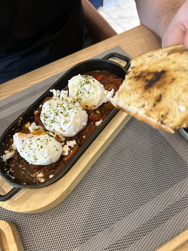 Comentarii opinii despre Benedict Breakfast Cafe