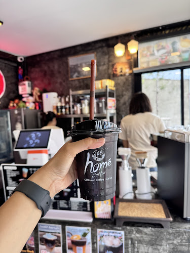 Homecoftus (Pae-cactus) - การบริการอาหารและที่พัก