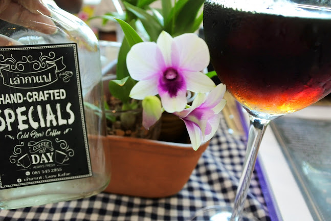 Comentarii opinii despre เล่ากาแฟ Specialty Coffee and Creative Cafe