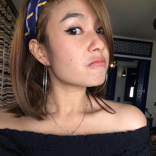 The Juicy Shop - การบริการอาหารและที่พัก